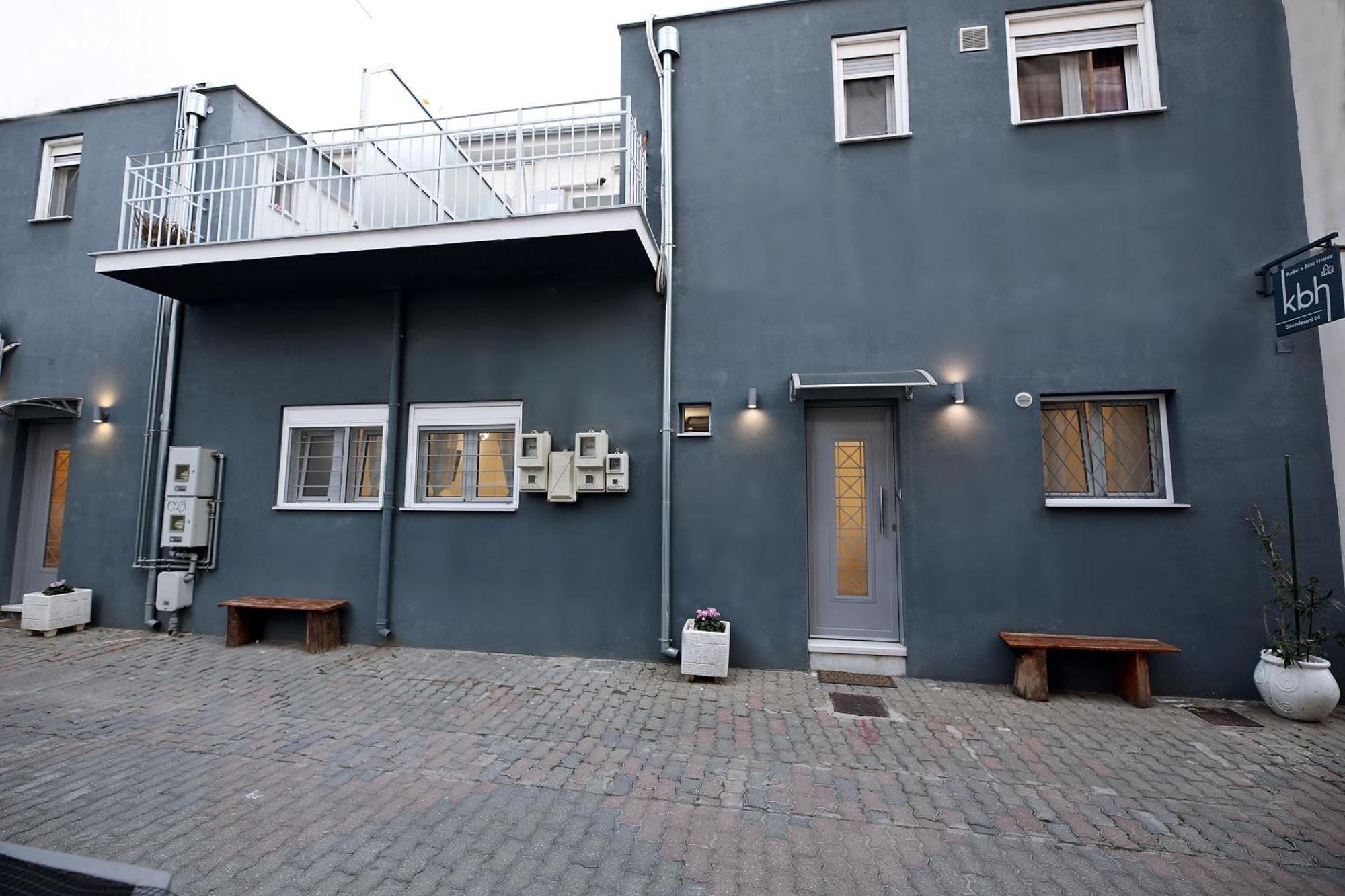 Katie's Blue House Apartment Volos