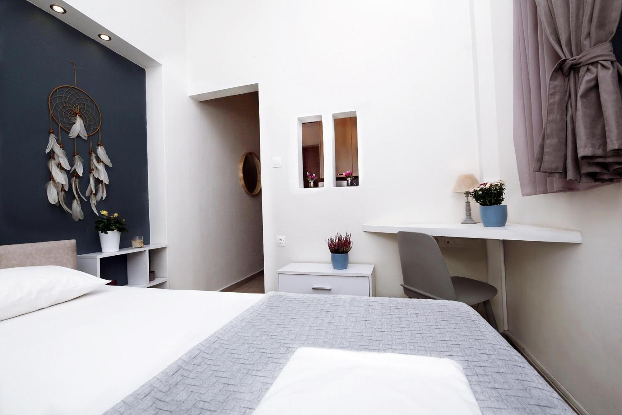 Katie's Blue House Apartment Volos